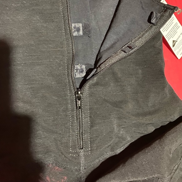 Support/compression undergarment - Picture 3 of 8